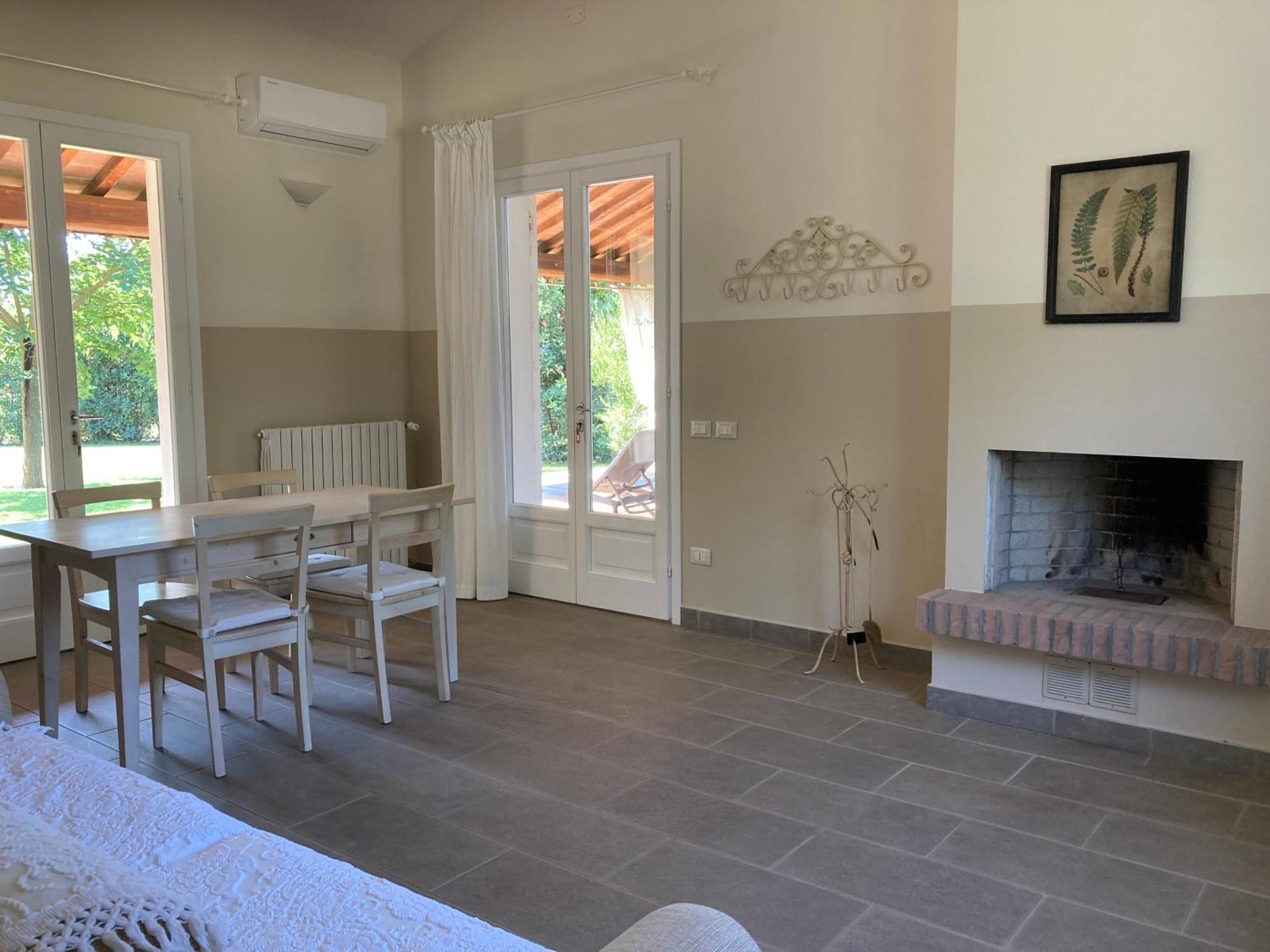 Relais Le Fornacelle Aparthotel Castagneto Carducci Rum bild