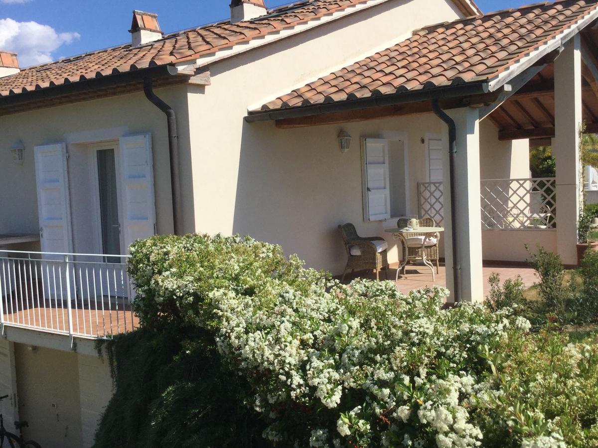 Relais Le Fornacelle Aparthotel Castagneto Carducci Exteriör bild